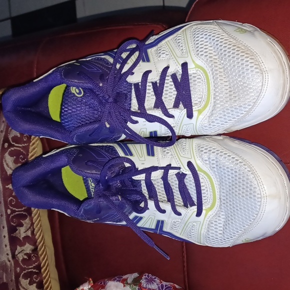 ASICS Gel Rocket running shoes, size 12 - Picture 1 of 8